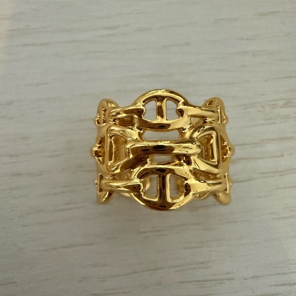 OMA THE LABEL RING - Picture 1 of 4